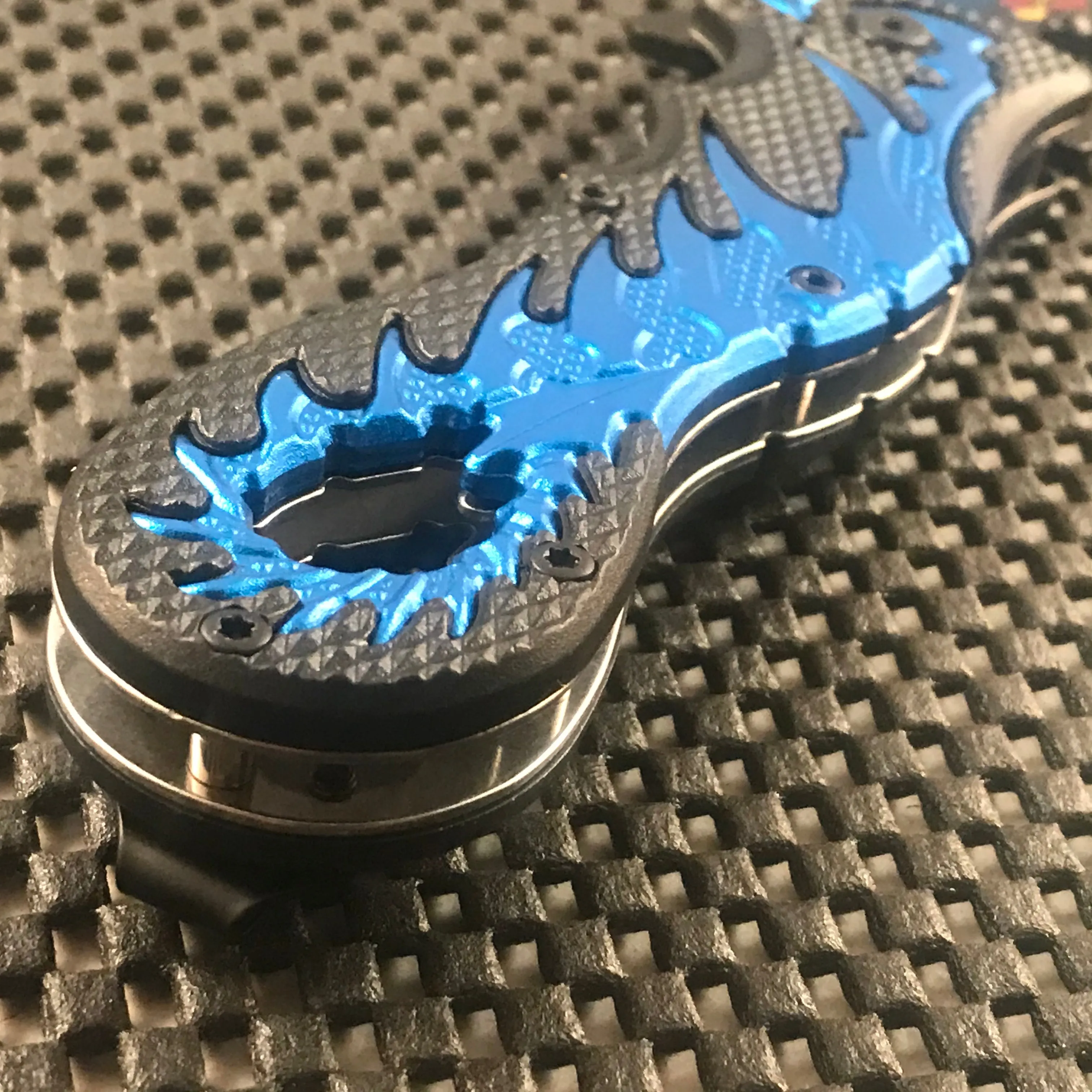 9" Dead Walker Dragon Tail Blue & Black Fantasy Pocket Knife