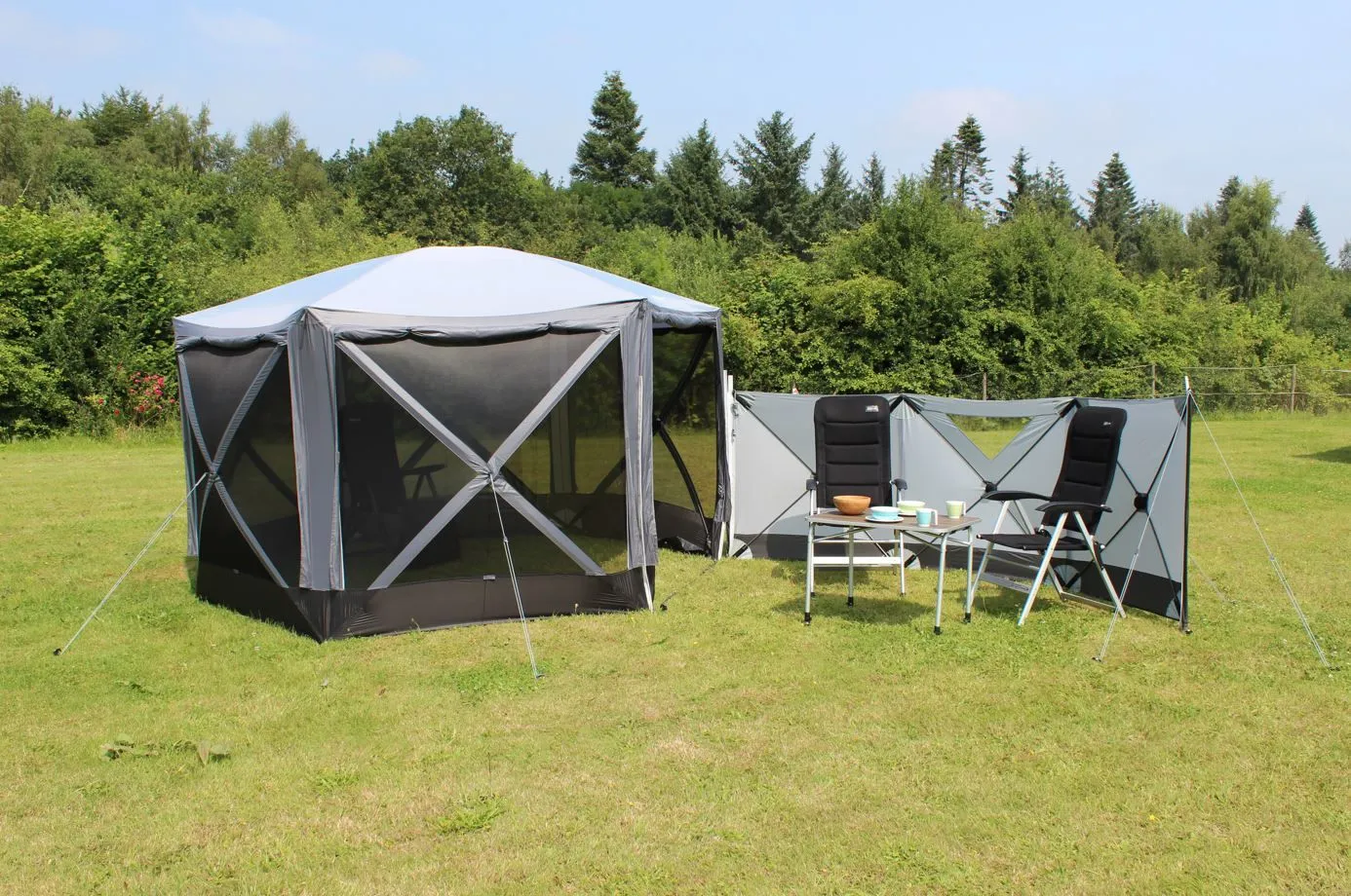 Outdoor Revolution Screenhouse 6 DLX